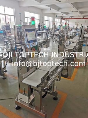 ناقل السرعة العالية Checkweigher للمنتجات عملية فرز الوزن تلقائيًا المزود